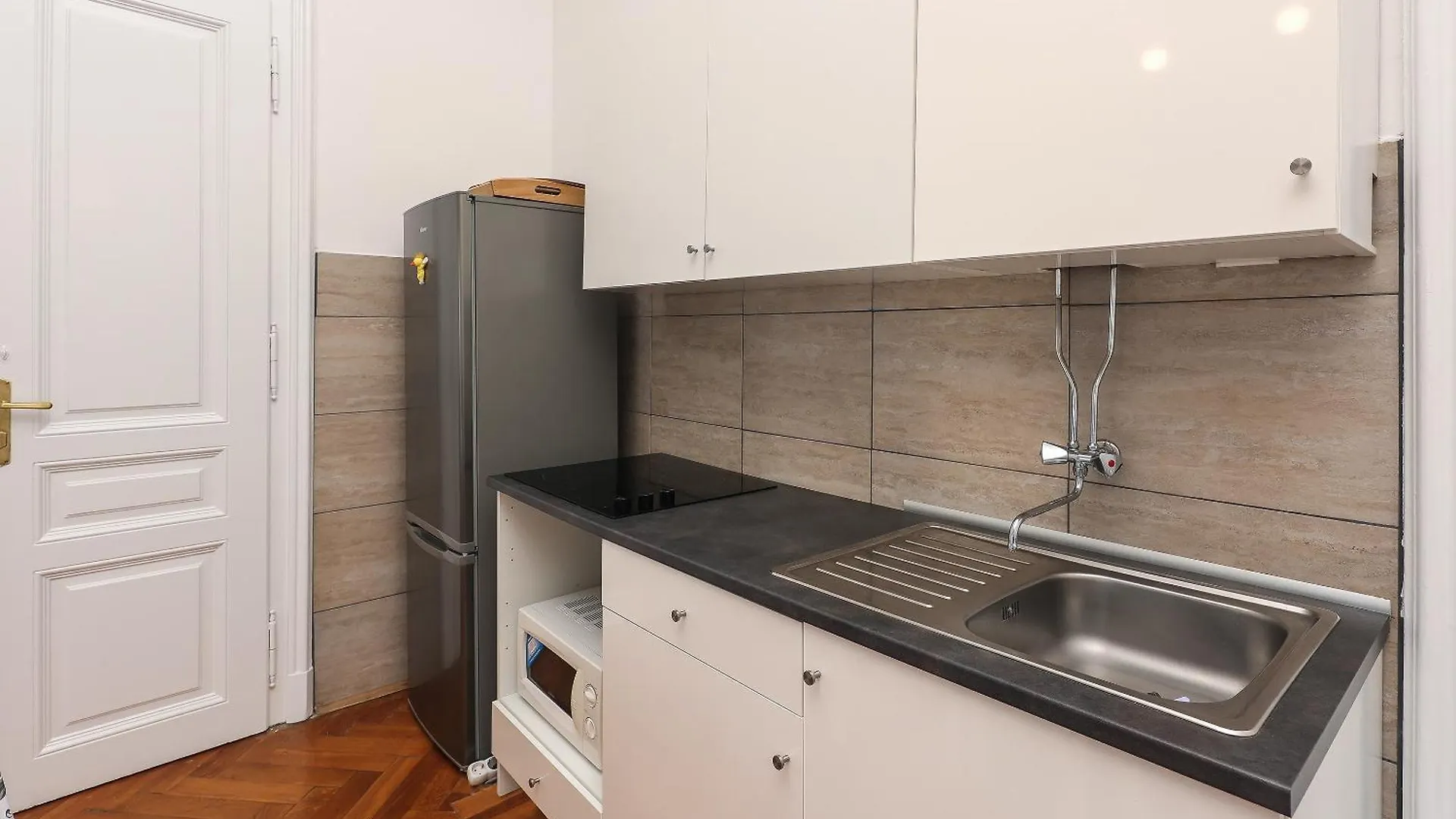 Splendid View Apartment אופטיה